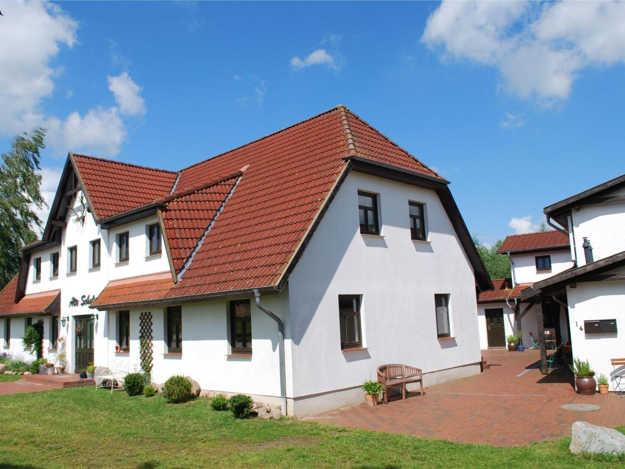 Apartment Gästehaus Alte Schule-10 Dargun Exterior foto